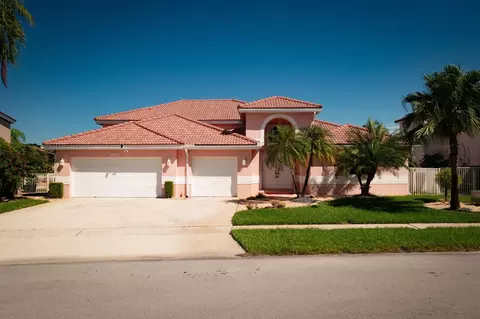 935 NW 201st, Pembroke Pines, FL 33029