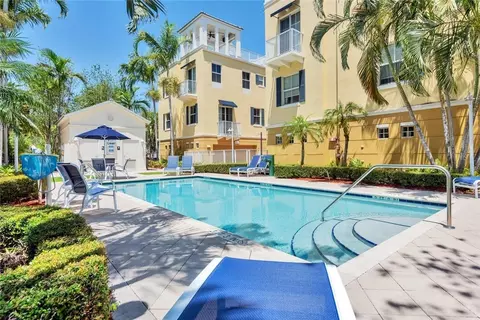 504 NE 7th #504-1, Fort Lauderdale, FL 33301