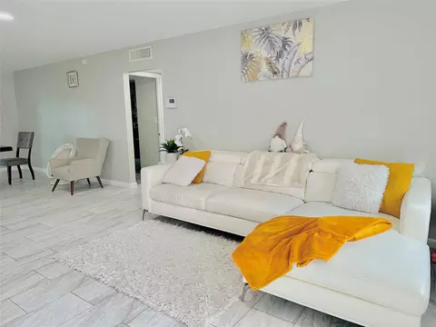 6936 NW 31st #D13, Fort Lauderdale, FL 33309