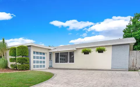 1251 NW 89th, Pembroke Pines, FL 33024