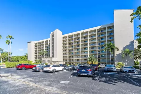2205 S Cypress Bnd #408, Pompano Beach, FL 33069