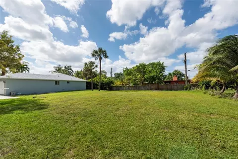 2449 SW 43rd, Fort Lauderdale, FL 33317