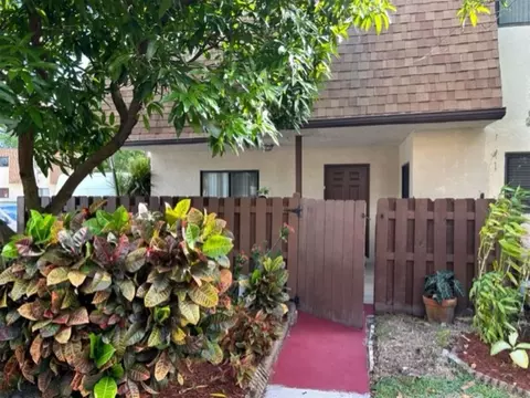 128 San Remo Blvd, North Lauderdale, FL 33068