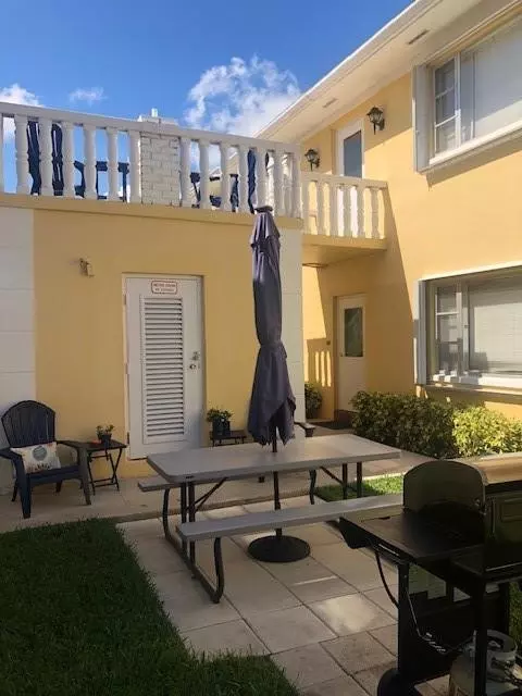 5820 NE 22nd Way #605, Fort Lauderdale, FL 33308