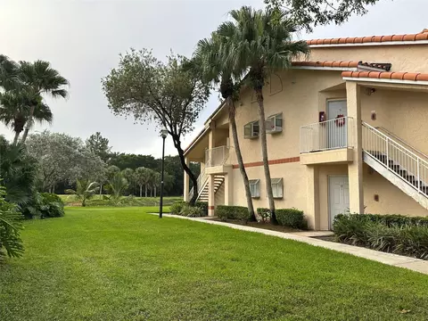 3310 N Pinewalk #1811, Margate, FL 33063