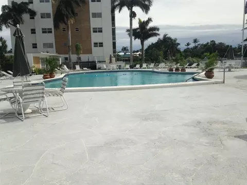 3020 NE 16 Ave #108, Oakland Park, FL 33334