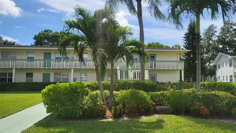 345 Oakridge T #345, Deerfield Beach, FL 33442