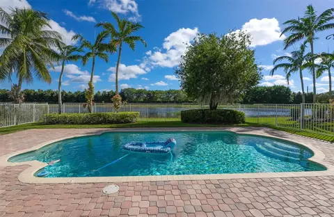 785 Nandina Dr, Weston, FL 33327