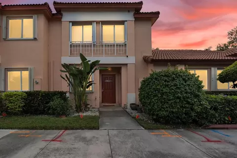 20872 NW 1 #20872, Pembroke Pines, FL 33029
