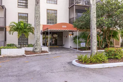 5550 NW 44th St #115B, Lauderhill, FL 33319