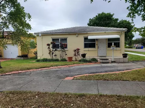 2446 Mckinley, Hollywood, FL 33020