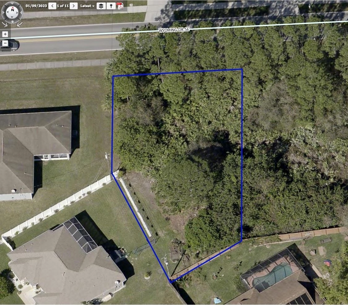 1218 Wyoming Dr SE  