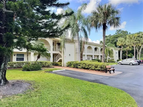 2705 Nassau Bnd #D2, Coconut Creek, FL 33066
