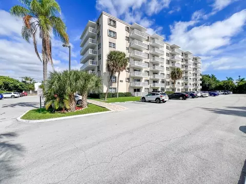 1831 NE 38 St #504, Oakland Park, FL 33308