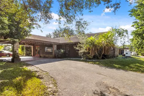 4941 Thoroughbred Ln, Southwest Ranches, FL 33330