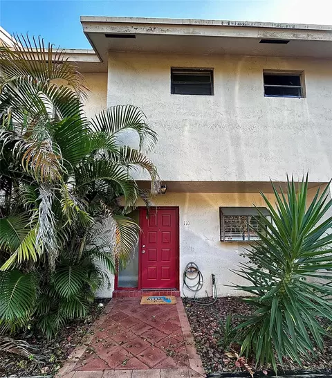 740 SE 1st Way #110, Deerfield Beach, FL 33441
