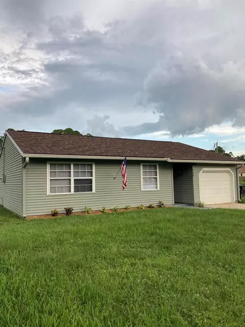 729 Everglade SE, Palm Bay, FL 32909