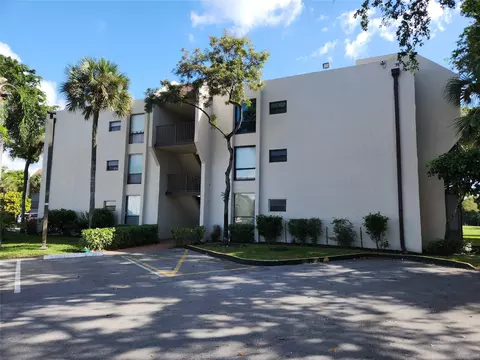 7850 W Mcnab #202, Tamarac, FL 33321