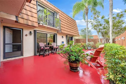 4099 Wimbledon #4099, Hollywood, FL 33026