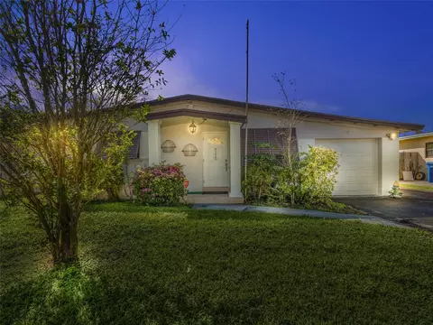 4220 SW 32nd, West Park, FL 33023