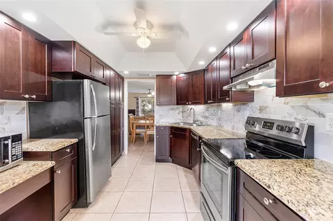 3535 Broken Woods #102, Coral Springs, FL 33065