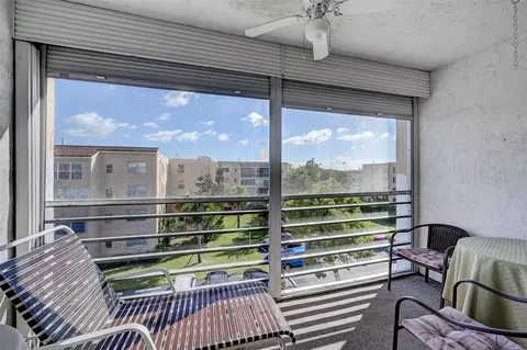 2850 Somerset #416L, Lauderdale Lakes, FL 33311
