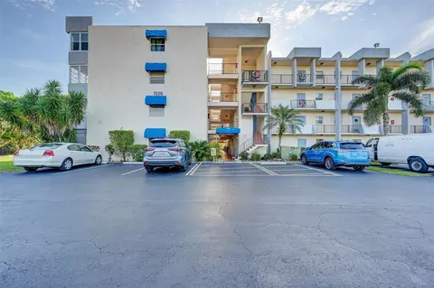 7500 NW 30th Pl #123, Sunrise, FL 33313