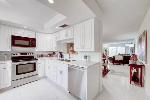 2404 Antigua Cir #A4, Coconut Creek, FL 33066