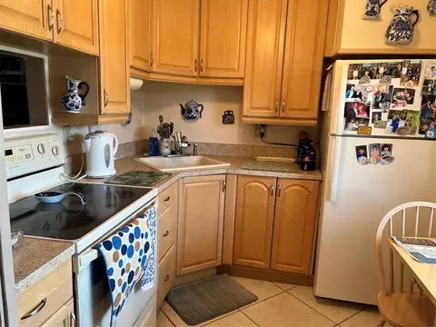 9201 Lime Bay #302, Tamarac, FL 33321