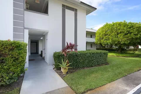 802 SE Central Pkwy #3, Stuart, FL 34994
