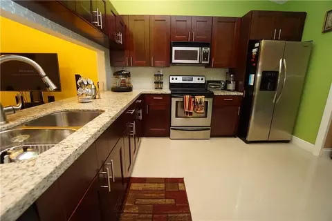 5201 SW 31 Ave #122, Fort Lauderdale, FL 33312