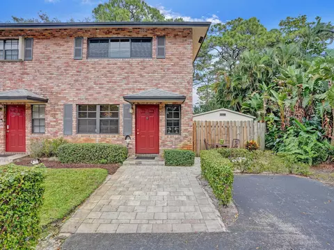 2116 NE 9th Ave, Wilton Manors, FL 33305