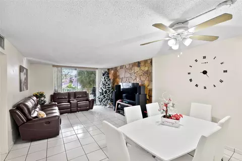 8405 NW 8th #305, Miami, FL 33126