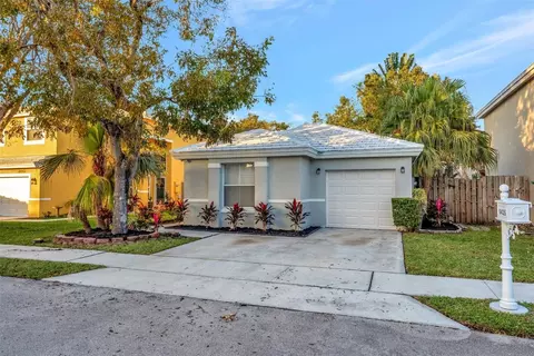 6435 Rock Beauty Ter, Margate, FL 33063