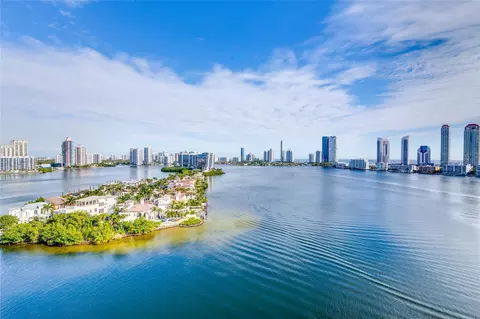 3000 Island Blvd #1605, Aventura, FL 33160