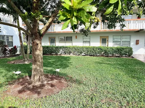 211 Durham #211, Deerfield Beach, FL 33442