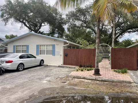 712 SW 14th Ave #4, Fort Lauderdale, FL 33312
