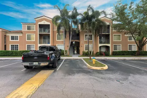 4848 N State Road 7 #104, Coconut Creek, FL 33073