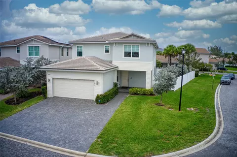 4191 NW Bonita Way, Lighthouse Point, FL 33064