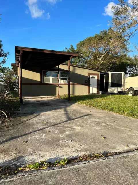 2219 Farragut, Hollywood, FL 33020