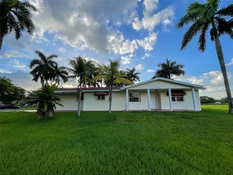18121 SW 50 St, Southwest Ranches, FL 33331