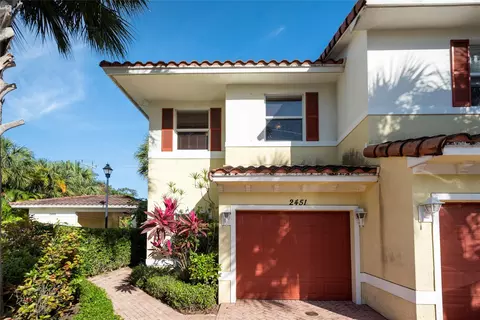 2451 NW 31st Ct, Oakland Park, FL 33309