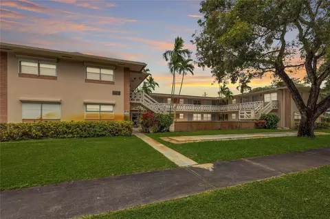 3501 Van Buren #9, Hollywood, FL 33021