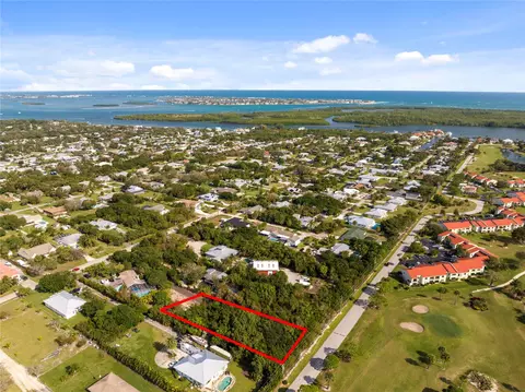 000 SE Horseshoe Pt, Stuart, FL 34997