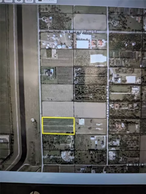 Unknown Unknown 187, Miami, FL 33196