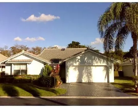 5447 Pine, Coral Springs, FL 33067