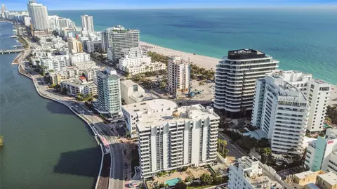 3200 Collins Ave #10-2, Miami Beach, FL 33140