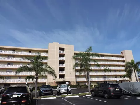 441 SE 3 St #307, Dania Beach, FL 33004