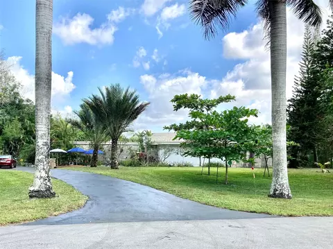 Undisclosed, Davie, FL 33328