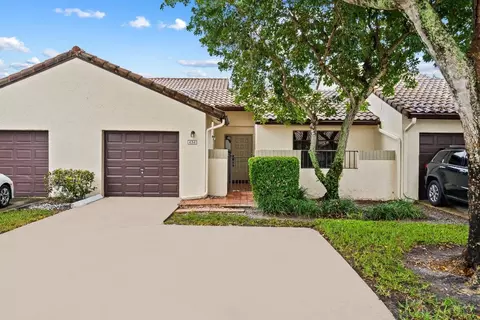 436 Ashwood Pl, Boca Raton, FL 33431